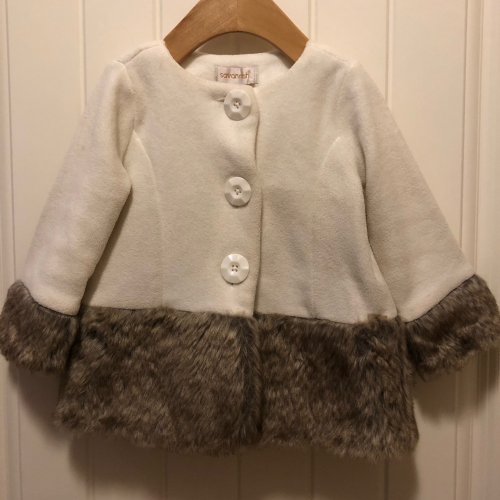 the chicest coat for your little lady!